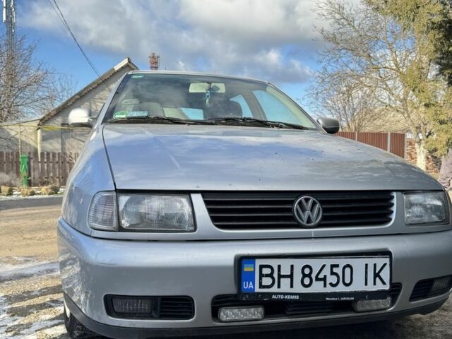 Сірий Фольксваген Поло, об'ємом двигуна 1.4 л та пробігом 250 тис. км за 3600 $, фото 1 на Automoto.ua