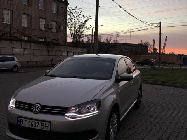 Серый Фольксваген Поло, объемом двигателя 1.6 л и пробегом 126 тыс. км за 8100 $, фото 1 на Automoto.ua