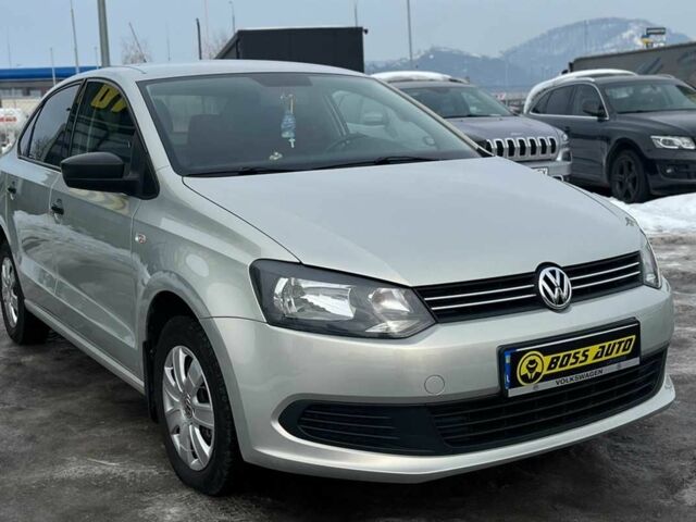 Серый Фольксваген Поло, объемом двигателя 0 л и пробегом 137 тыс. км за 7400 $, фото 1 на Automoto.ua