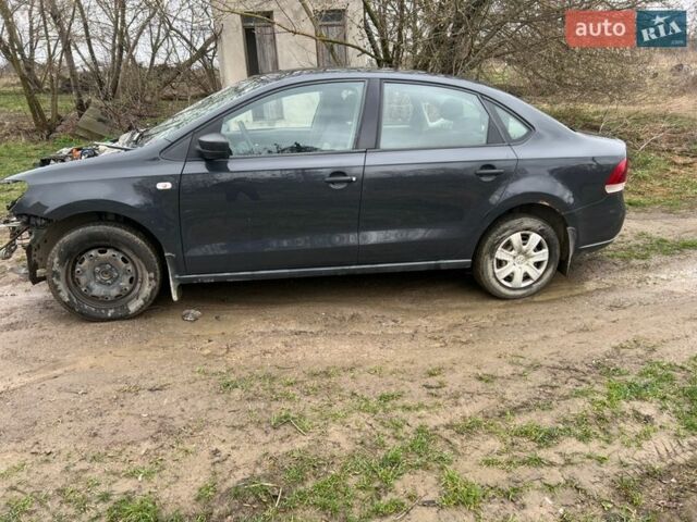 Серый Фольксваген Поло, объемом двигателя 1.6 л и пробегом 151 тыс. км за 2500 $, фото 1 на Automoto.ua