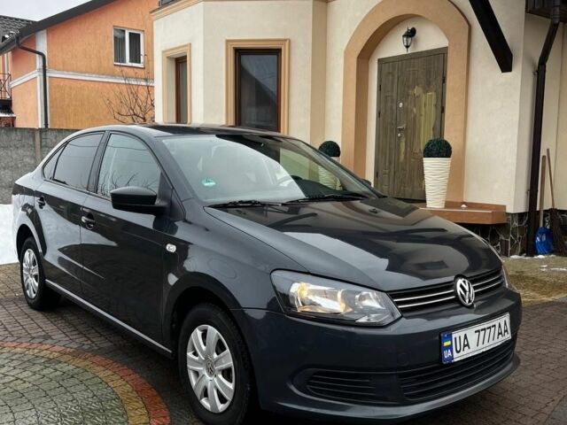 Серый Фольксваген Поло, объемом двигателя 1.6 л и пробегом 166 тыс. км за 4999 $, фото 1 на Automoto.ua