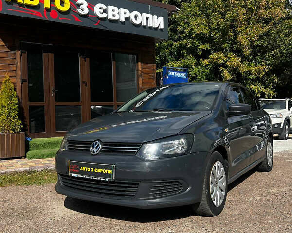 Сірий Фольксваген Поло, об'ємом двигуна 0 л та пробігом 280 тис. км за 5600 $, фото 1 на Automoto.ua
