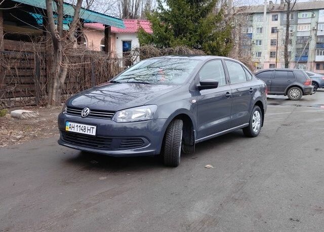 Серый Фольксваген Поло, объемом двигателя 2 л и пробегом 8 тыс. км за 9125 $, фото 1 на Automoto.ua