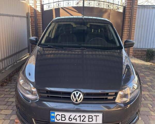 Серый Фольксваген Поло, объемом двигателя 1.6 л и пробегом 139 тыс. км за 7650 $, фото 1 на Automoto.ua