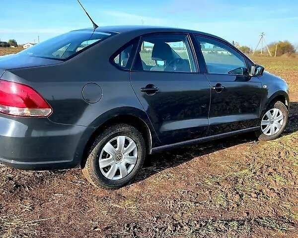 Сірий Фольксваген Поло, об'ємом двигуна 1.6 л та пробігом 124 тис. км за 5900 $, фото 1 на Automoto.ua