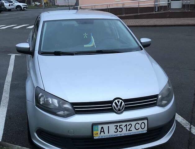 Сірий Фольксваген Поло, об'ємом двигуна 1.6 л та пробігом 236 тис. км за 7000 $, фото 1 на Automoto.ua