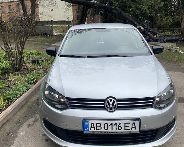 Серый Фольксваген Поло, объемом двигателя 1.6 л и пробегом 122 тыс. км за 7300 $, фото 1 на Automoto.ua