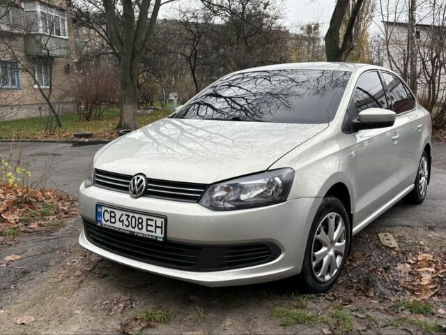 Серый Фольксваген Поло, объемом двигателя 1.6 л и пробегом 148 тыс. км за 8400 $, фото 1 на Automoto.ua