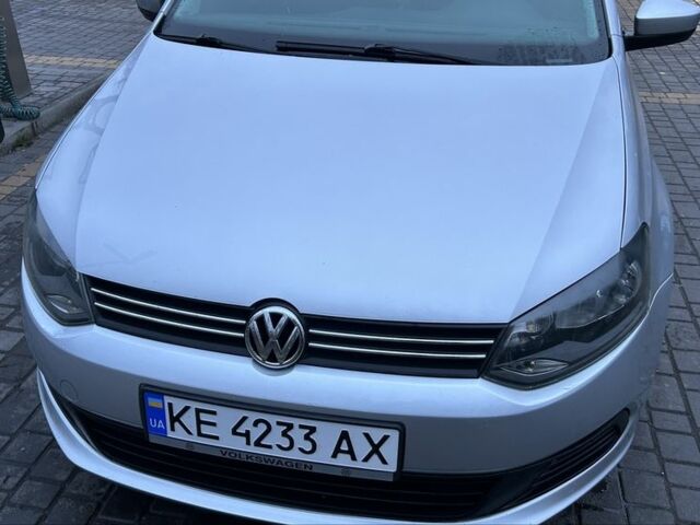 Серый Фольксваген Поло, объемом двигателя 1.6 л и пробегом 275 тыс. км за 6500 $, фото 1 на Automoto.ua