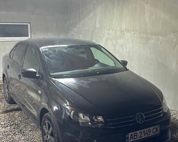 Серый Фольксваген Поло, объемом двигателя 1.6 л и пробегом 90 тыс. км за 8600 $, фото 1 на Automoto.ua