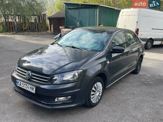 Серый Фольксваген Поло, объемом двигателя 1.6 л и пробегом 280 тыс. км за 6500 $, фото 1 на Automoto.ua