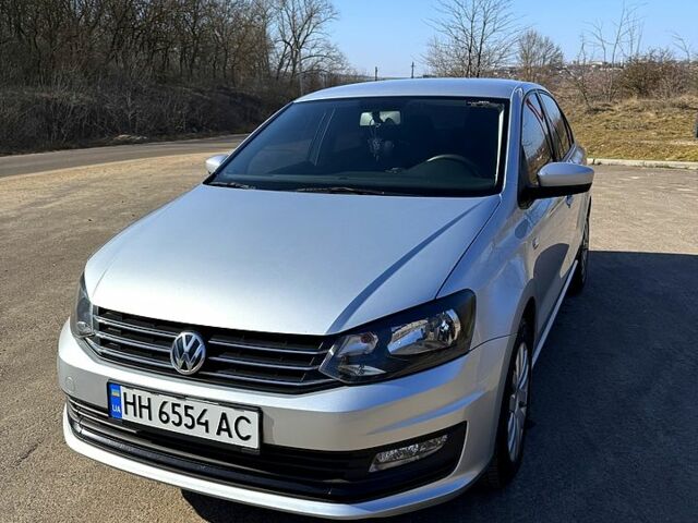 Серый Фольксваген Поло, объемом двигателя 1.4 л и пробегом 97 тыс. км за 11000 $, фото 1 на Automoto.ua