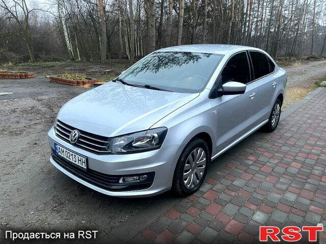 Серый Фольксваген Поло, объемом двигателя 1.4 л и пробегом 117 тыс. км за 10600 $, фото 1 на Automoto.ua