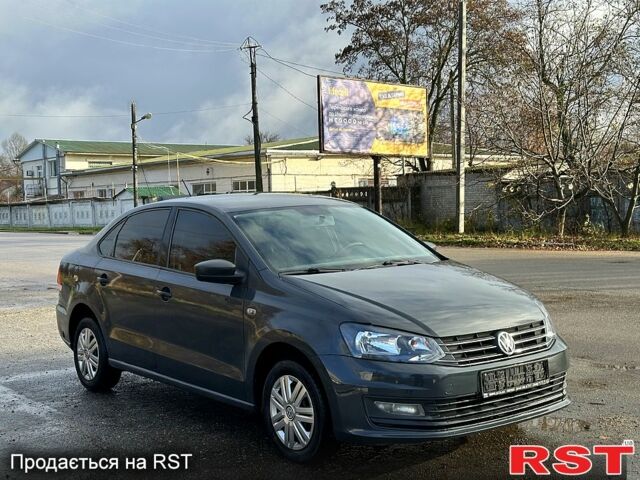 Серый Фольксваген Поло, объемом двигателя 1.6 л и пробегом 83 тыс. км за 8900 $, фото 1 на Automoto.ua