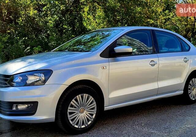 Сірий Фольксваген Поло, об'ємом двигуна 1.4 л та пробігом 110 тис. км за 8900 $, фото 1 на Automoto.ua
