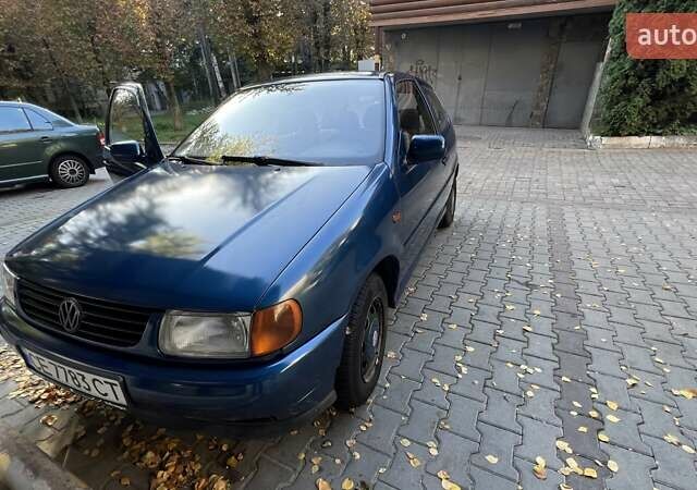 Фольксваген Поло 1998 у Чернівцях на Automoto.ua Синій Фольксваген Поло, об'ємом двигуна 1 л та пробігом 168 тис. км за 2000 $, фото 1 на Automoto.ua