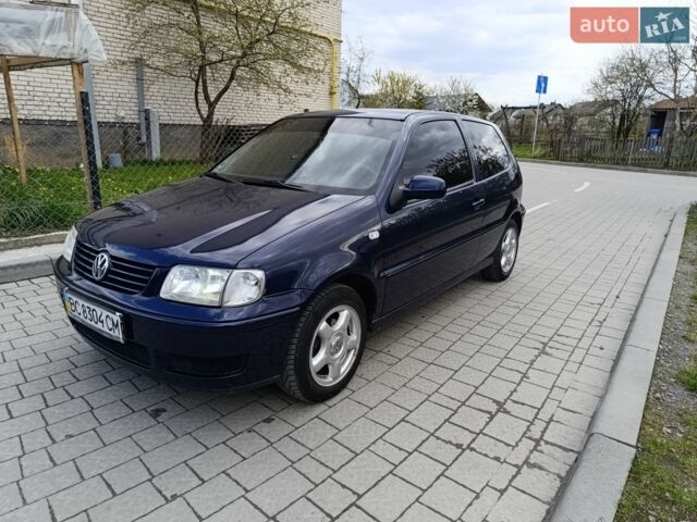 Синій Фольксваген Поло, об'ємом двигуна 1 л та пробігом 300 тис. км за 2400 $, фото 1 на Automoto.ua