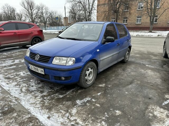 Синий Фольксваген Поло, объемом двигателя 1.4 л и пробегом 260 тыс. км за 2650 $, фото 1 на Automoto.ua