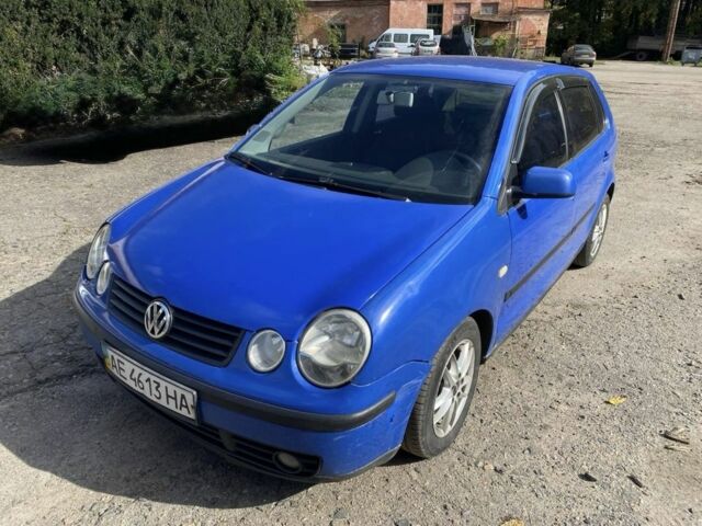 Синий Фольксваген Поло, объемом двигателя 1.2 л и пробегом 200 тыс. км за 2100 $, фото 1 на Automoto.ua