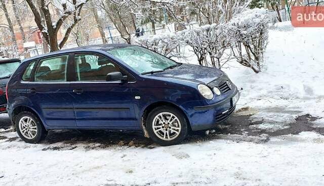 Синий Фольксваген Поло, объемом двигателя 1.2 л и пробегом 219 тыс. км за 3000 $, фото 1 на Automoto.ua