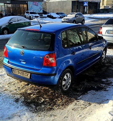 Синій Фольксваген Поло, об'ємом двигуна 1.4 л та пробігом 199 тис. км за 3850 $, фото 1 на Automoto.ua