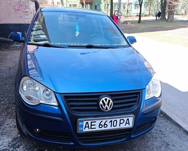 Синий Фольксваген Поло, объемом двигателя 1.39 л и пробегом 320 тыс. км за 4500 $, фото 1 на Automoto.ua