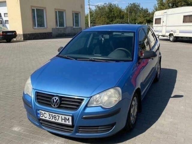 Синий Фольксваген Поло, объемом двигателя 1.4 л и пробегом 195 тыс. км за 5000 $, фото 1 на Automoto.ua
