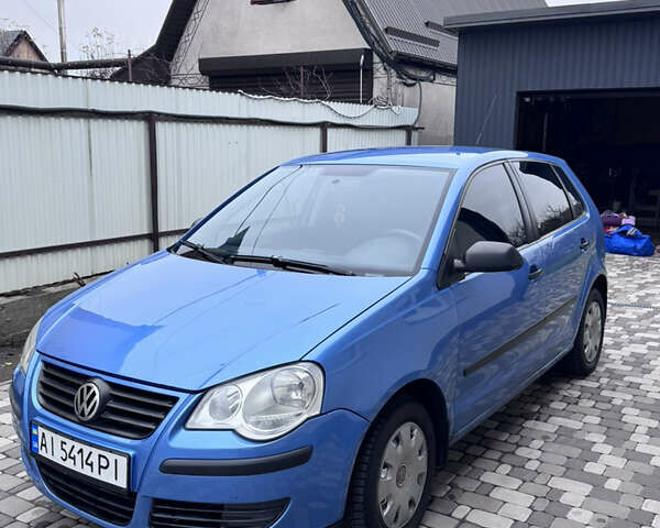 Синий Фольксваген Поло, объемом двигателя 1.39 л и пробегом 247 тыс. км за 4500 $, фото 1 на Automoto.ua