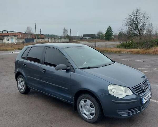 Синій Фольксваген Поло, об'ємом двигуна 1.4 л та пробігом 198 тис. км за 5100 $, фото 1 на Automoto.ua