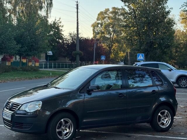 Синій Фольксваген Поло, об'ємом двигуна 1.39 л та пробігом 198 тис. км за 5300 $, фото 1 на Automoto.ua