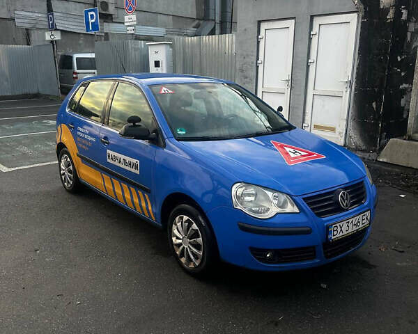 Синий Фольксваген Поло, объемом двигателя 1.2 л и пробегом 330 тыс. км за 4000 $, фото 1 на Automoto.ua