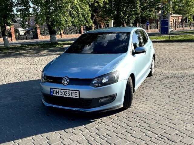 Синий Фольксваген Поло, объемом двигателя 1.2 л и пробегом 246 тыс. км за 6400 $, фото 1 на Automoto.ua