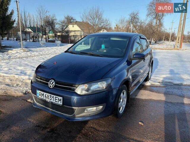 Синий Фольксваген Поло, объемом двигателя 1.2 л и пробегом 270 тыс. км за 5800 $, фото 1 на Automoto.ua