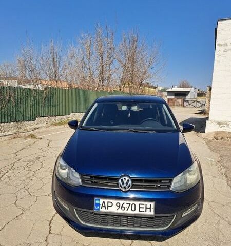 Синий Фольксваген Поло, объемом двигателя 1.2 л и пробегом 144 тыс. км за 5500 $, фото 1 на Automoto.ua