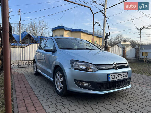 Синий Фольксваген Поло, объемом двигателя 1.2 л и пробегом 251 тыс. км за 6100 $, фото 1 на Automoto.ua