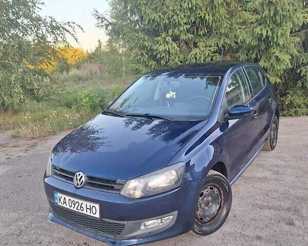 Синий Фольксваген Поло, объемом двигателя 1.39 л и пробегом 121 тыс. км за 8300 $, фото 1 на Automoto.ua