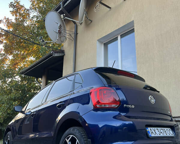 Синій Фольксваген Поло, об'ємом двигуна 1.39 л та пробігом 53 тис. км за 10000 $, фото 1 на Automoto.ua