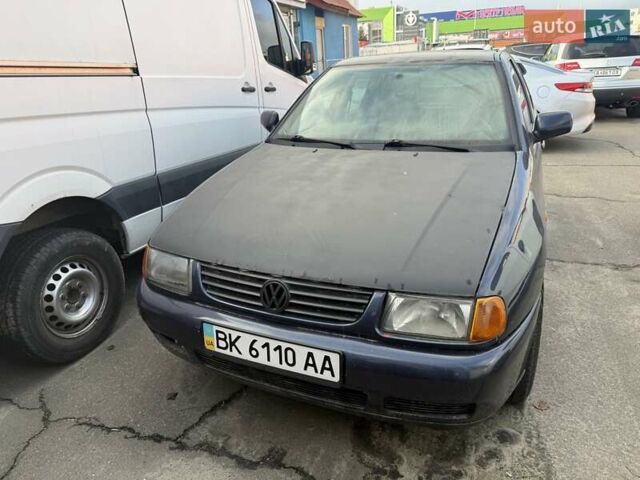 Синий Фольксваген Поло, объемом двигателя 1.4 л и пробегом 230 тыс. км за 1850 $, фото 1 на Automoto.ua