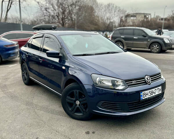 Синий Фольксваген Поло, объемом двигателя 1.6 л и пробегом 158 тыс. км за 7500 $, фото 1 на Automoto.ua