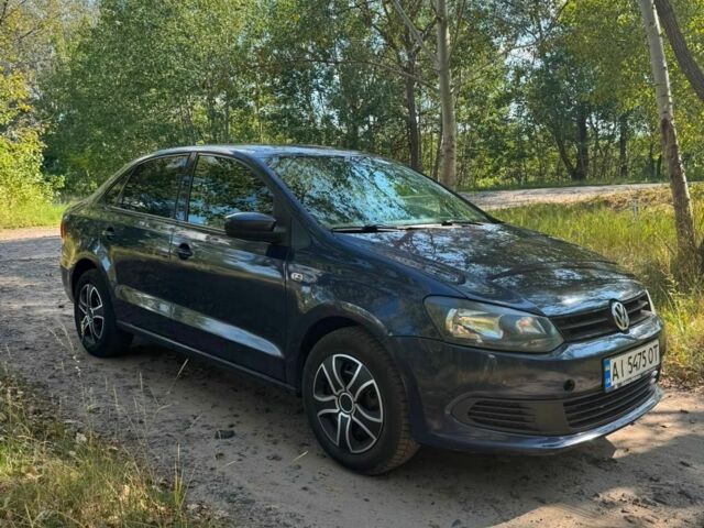 Синий Фольксваген Поло, объемом двигателя 1.6 л и пробегом 300 тыс. км за 5912 $, фото 1 на Automoto.ua