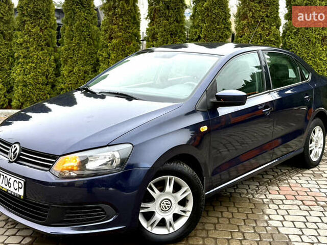 Синий Фольксваген Поло, объемом двигателя 1.6 л и пробегом 108 тыс. км за 8200 $, фото 1 на Automoto.ua