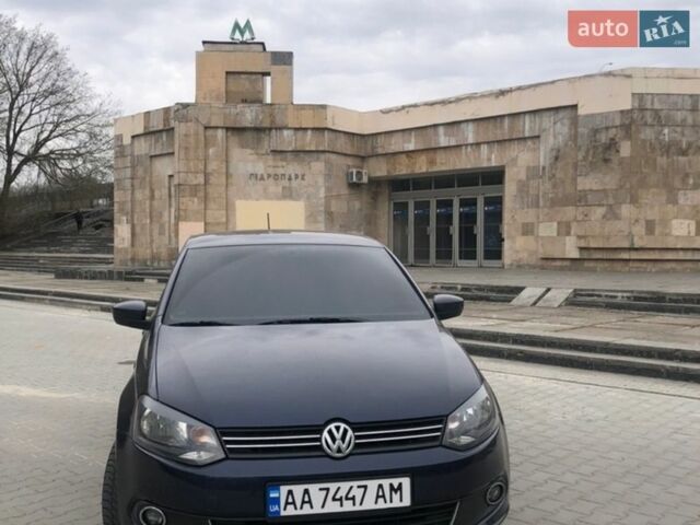 Синий Фольксваген Поло, объемом двигателя 1.6 л и пробегом 225 тыс. км за 6900 $, фото 1 на Automoto.ua
