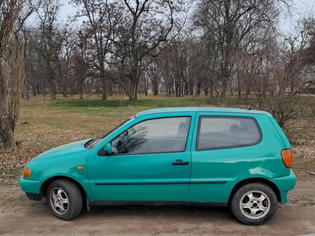 Зелений Фольксваген Поло, об'ємом двигуна 1.6 л та пробігом 207 тис. км за 1300 $, фото 1 на Automoto.ua