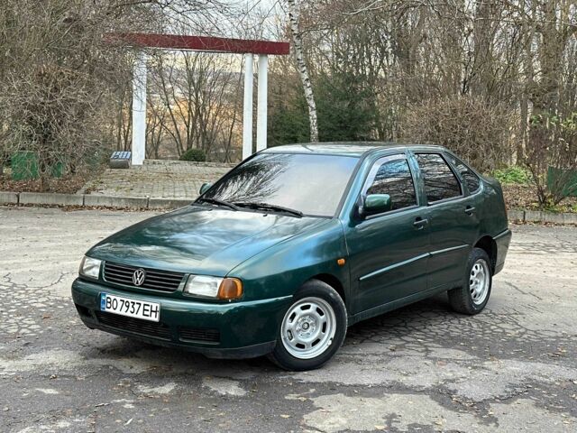 Зеленый Фольксваген Поло, объемом двигателя 1.4 л и пробегом 330 тыс. км за 1450 $, фото 1 на Automoto.ua