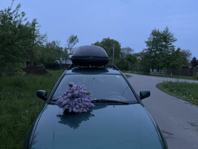 Зеленый Фольксваген Поло, объемом двигателя 1.6 л и пробегом 335 тыс. км за 2800 $, фото 1 на Automoto.ua