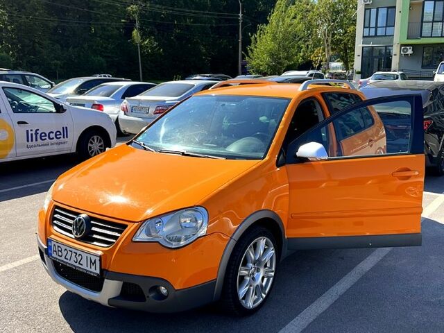 Оранжевый Фольксваген Поло, объемом двигателя 1.4 л и пробегом 222 тыс. км за 5000 $, фото 1 на Automoto.ua