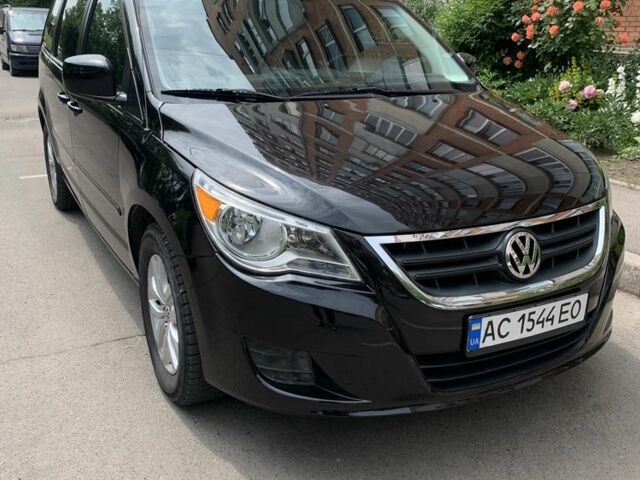 Черный Фольксваген Рутан, объемом двигателя 3.6 л и пробегом 238 тыс. км за 11000 $, фото 1 на Automoto.ua