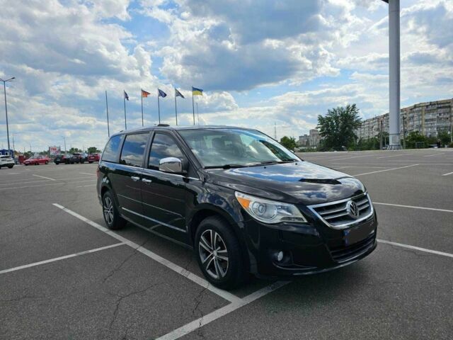 Фольксваген Рутан 2013 у Києві на Automoto.ua Чорний Фольксваген Рутан, об'ємом двигуна 3.6 л та пробігом 170 тис. км за 14800 $, фото 1 на Automoto.ua