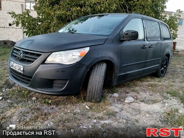 Фольксваген Рутан, объемом двигателя 3.8 л и пробегом 210 тыс. км за 1850 $, фото 1 на Automoto.ua
