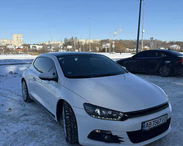 Білий Фольксваген Скірокко, об'ємом двигуна 1.39 л та пробігом 221 тис. км за 7799 $, фото 1 на Automoto.ua